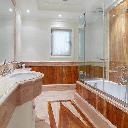 Luxury Penthouse Promenade アパート *