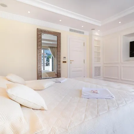 Luxury Penthouse Promenade マカルスカ