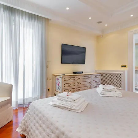 Luxury Penthouse Promenade アパート *