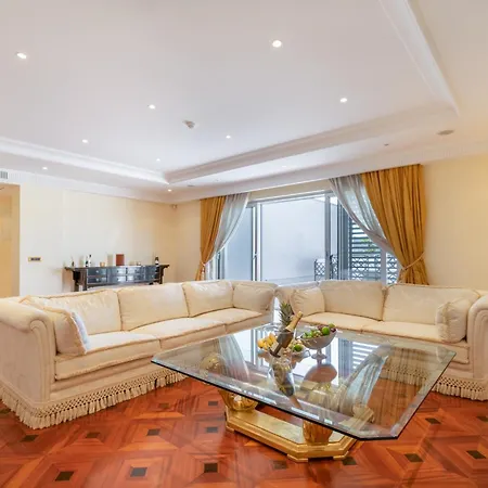 Luxury Penthouse Promenade