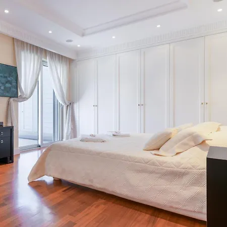 アパート Luxury Penthouse Promenade マカルスカ